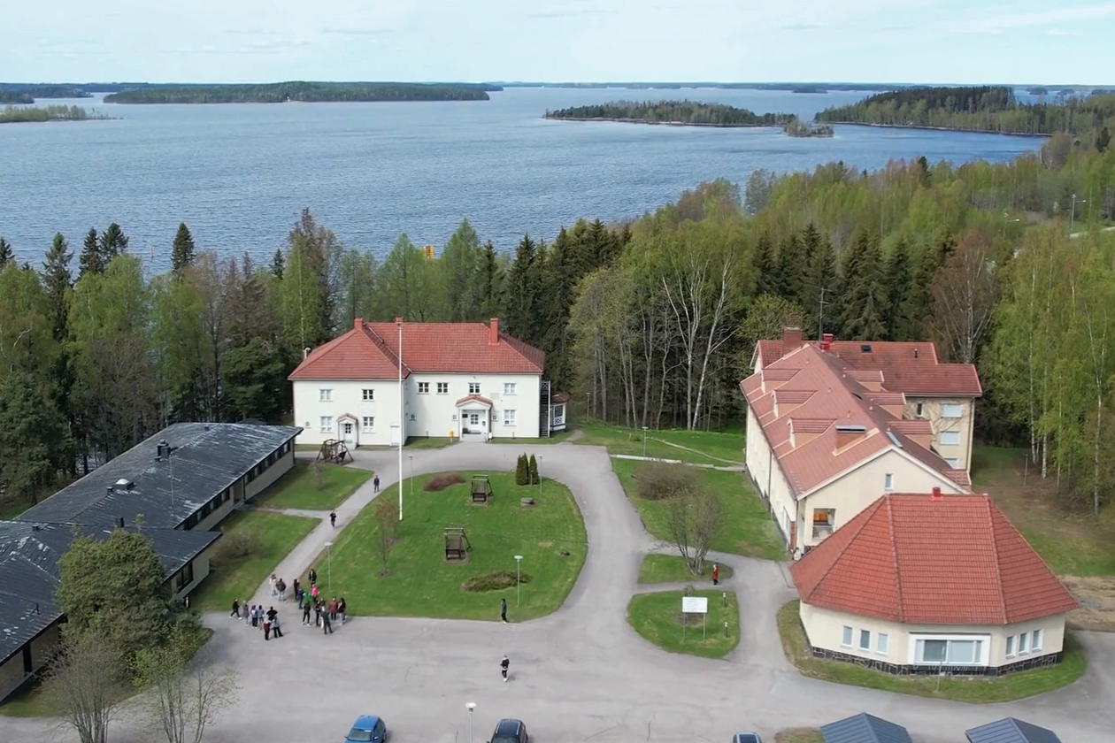 Ilmakuva Joutseno-opistosta